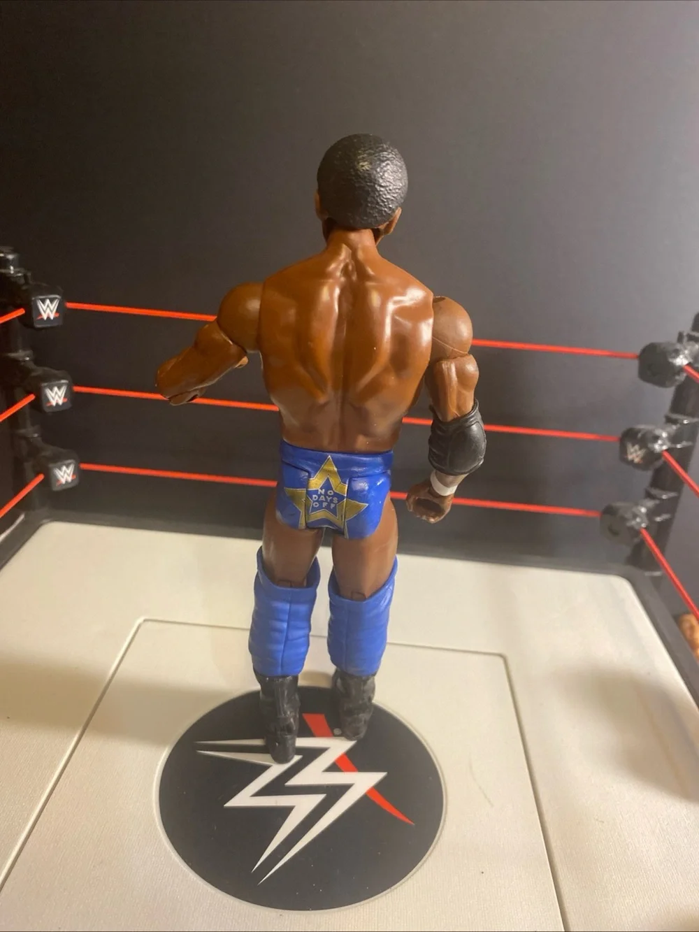 Darren Young‎ WWE 2011 Mattel Battle Back 21 Action Figure